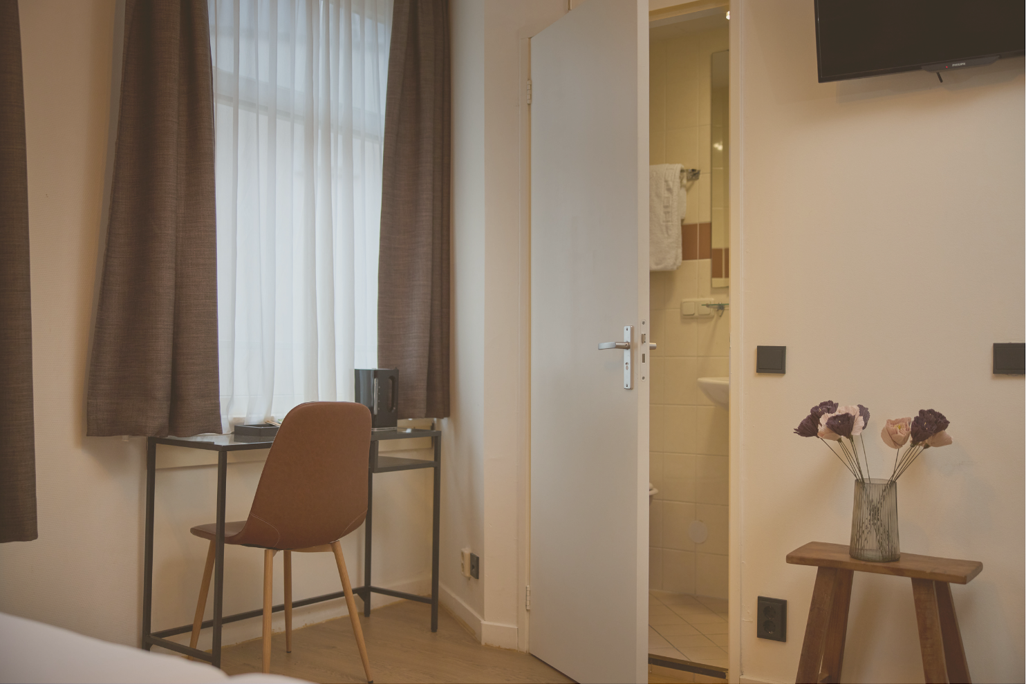 Standard twin room
