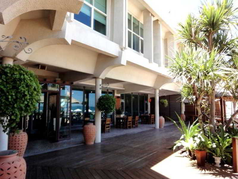 Sunset Beach Resort by null