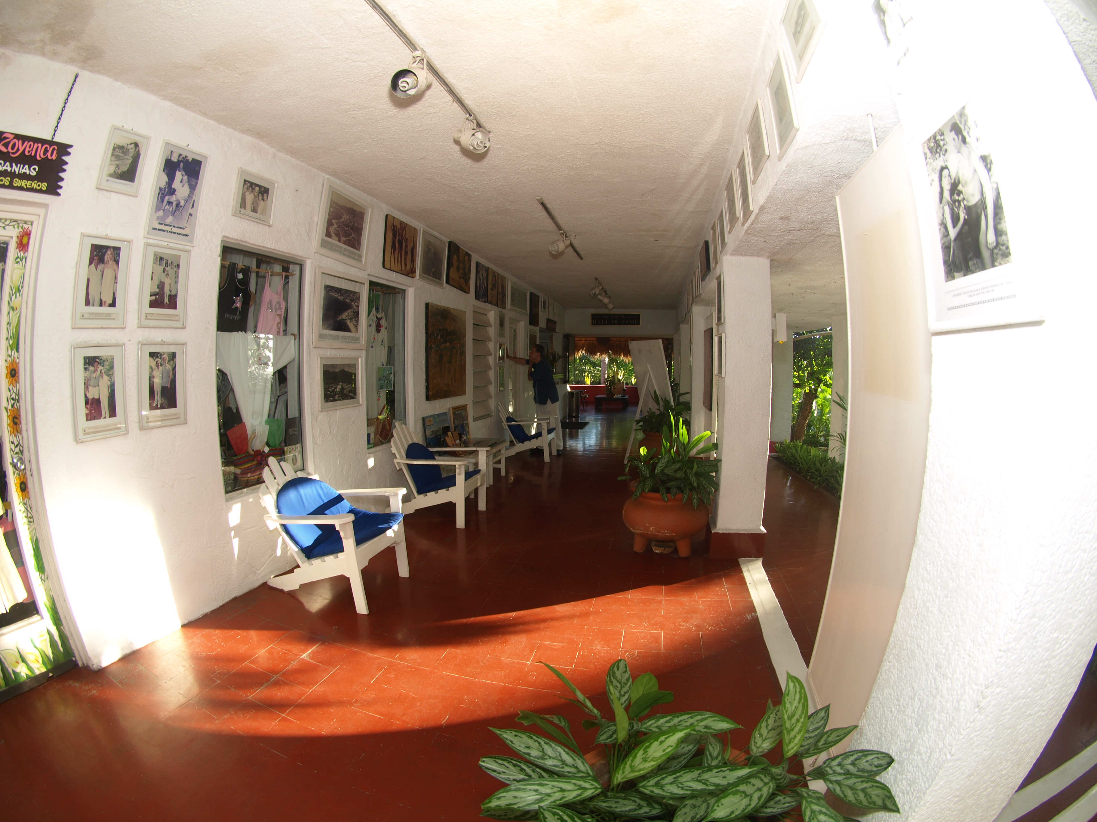 Los Flamingos Hotel by null