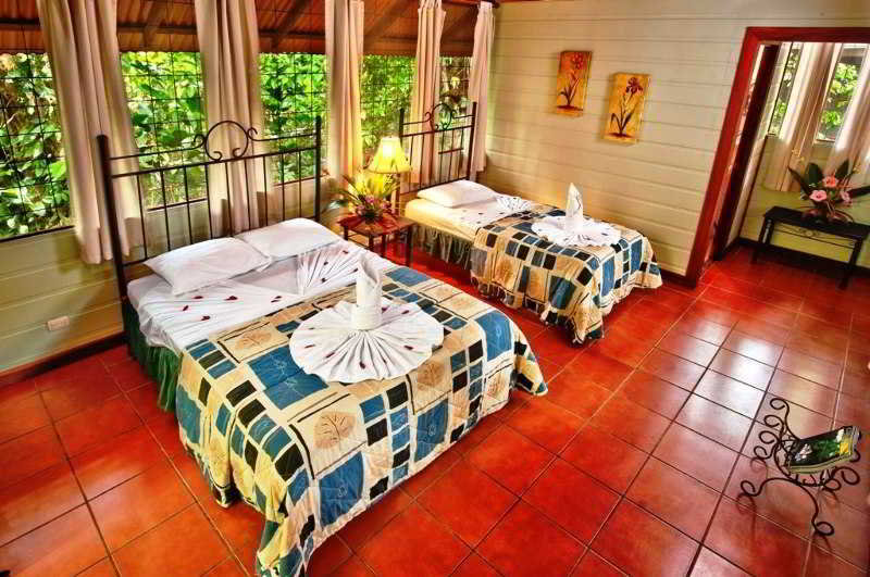 Aninga Lodge by null