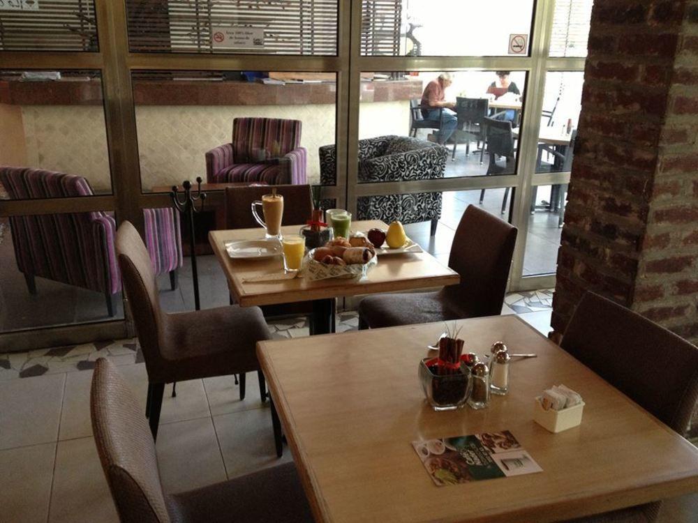 Hotel Náder by null