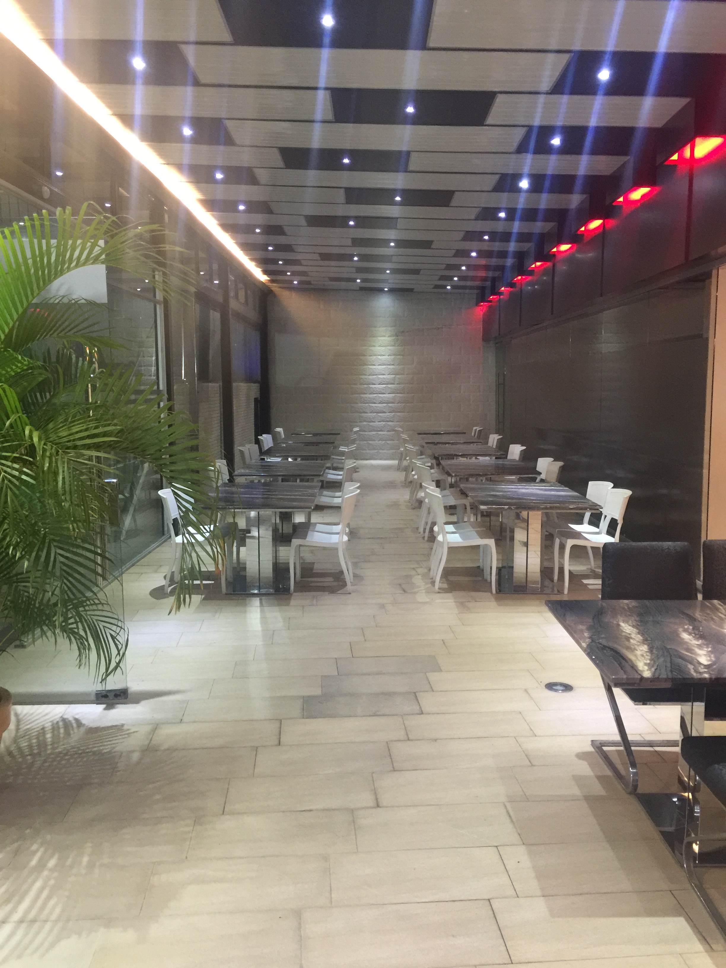 Grand International Hotel