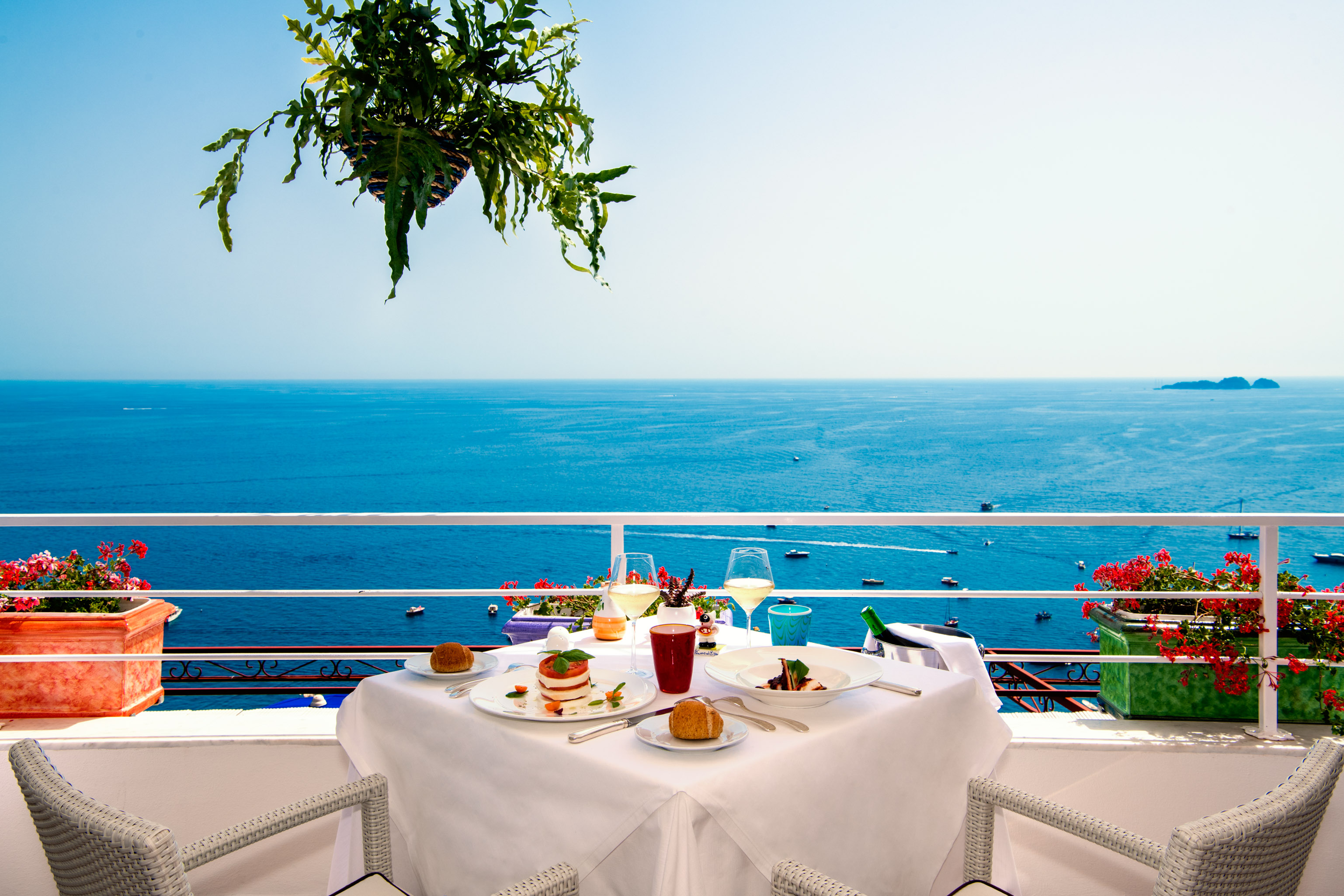 Eden Roc Hotel by null