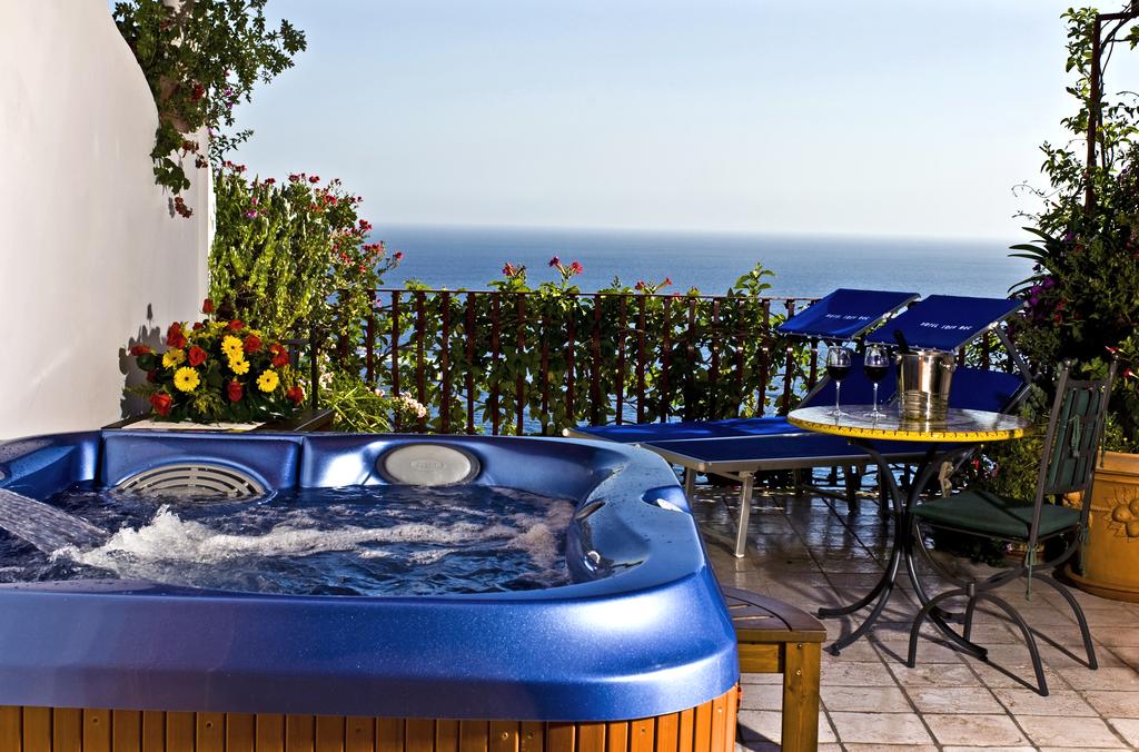Eden Roc Hotel by null