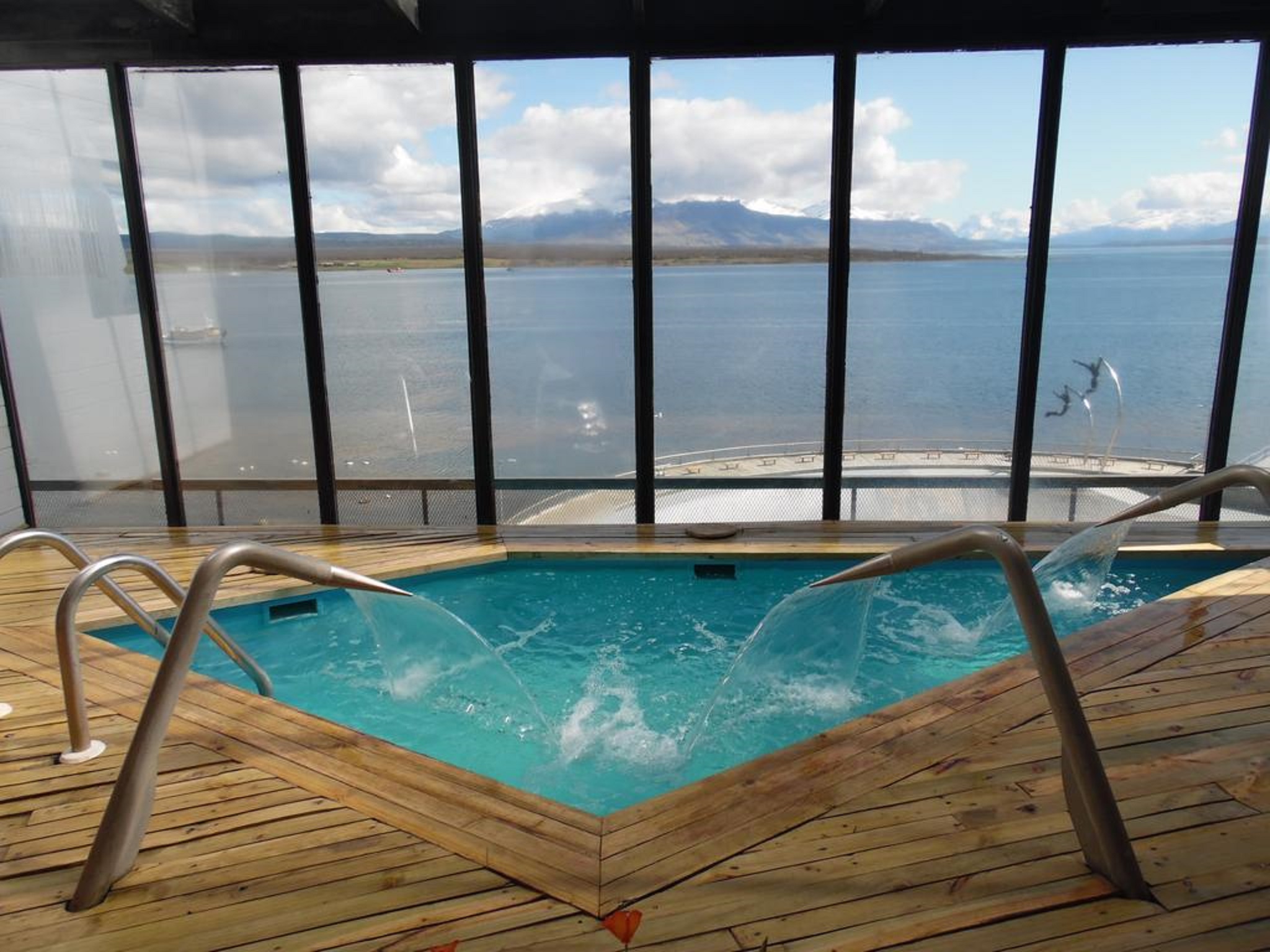 Noi Indigo Patagonia by null