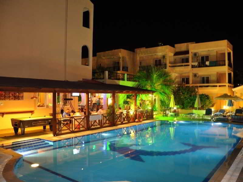 Summer Memories Aparthotel - photo