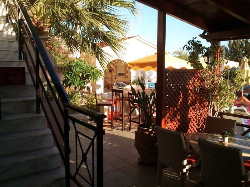 Summer Memories Aparthotel - photo