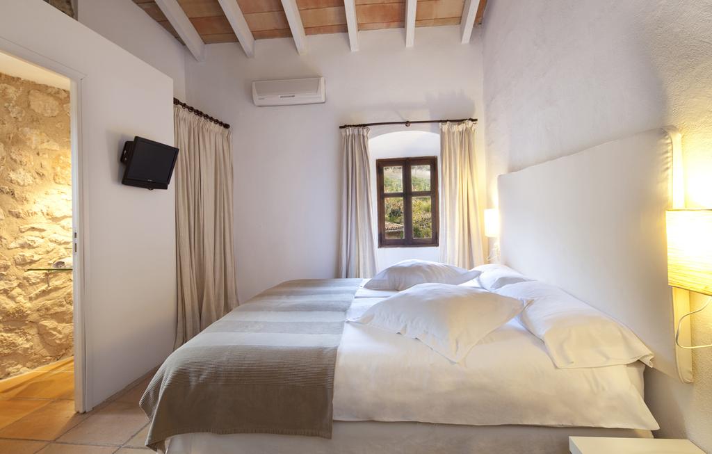 Hotel Mirabó De Valldemossa by null