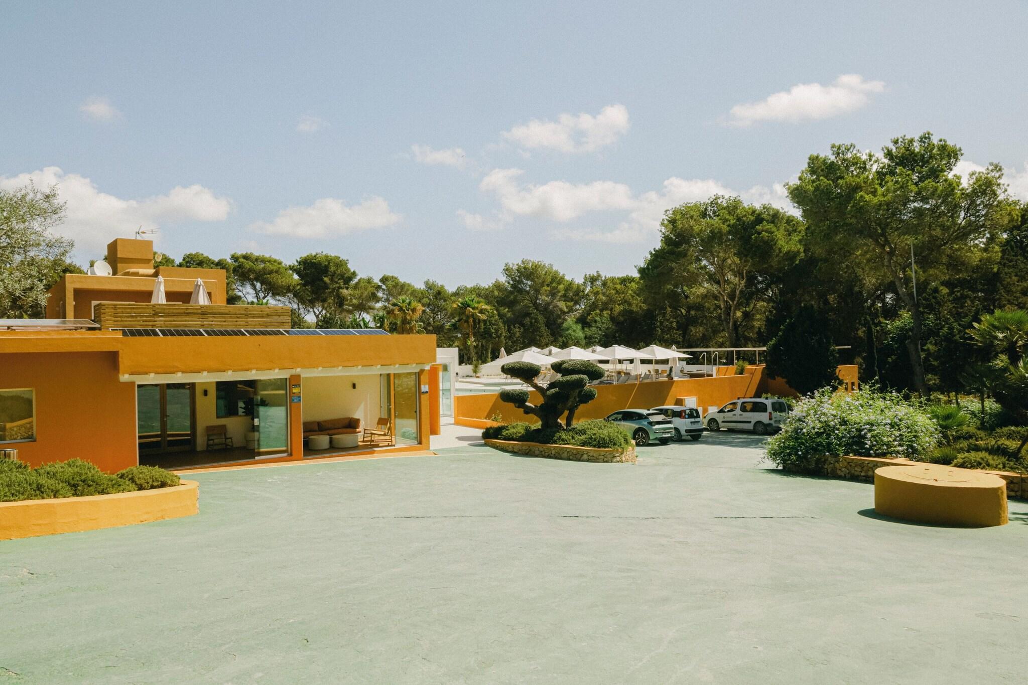 Apartamentos Ses Eufabietes