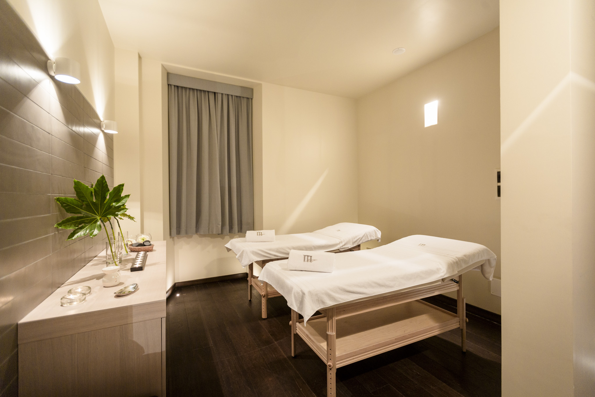 Hotel Bernina 1865 by null