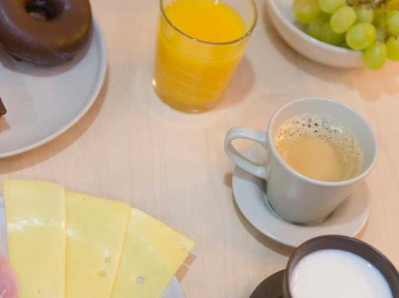 Hospederia Almundo by null