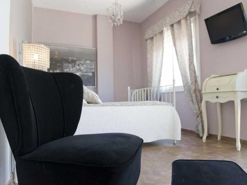 Hospederia Almundo by null