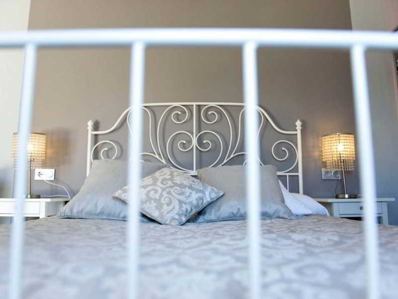 Hospederia Almundo by null