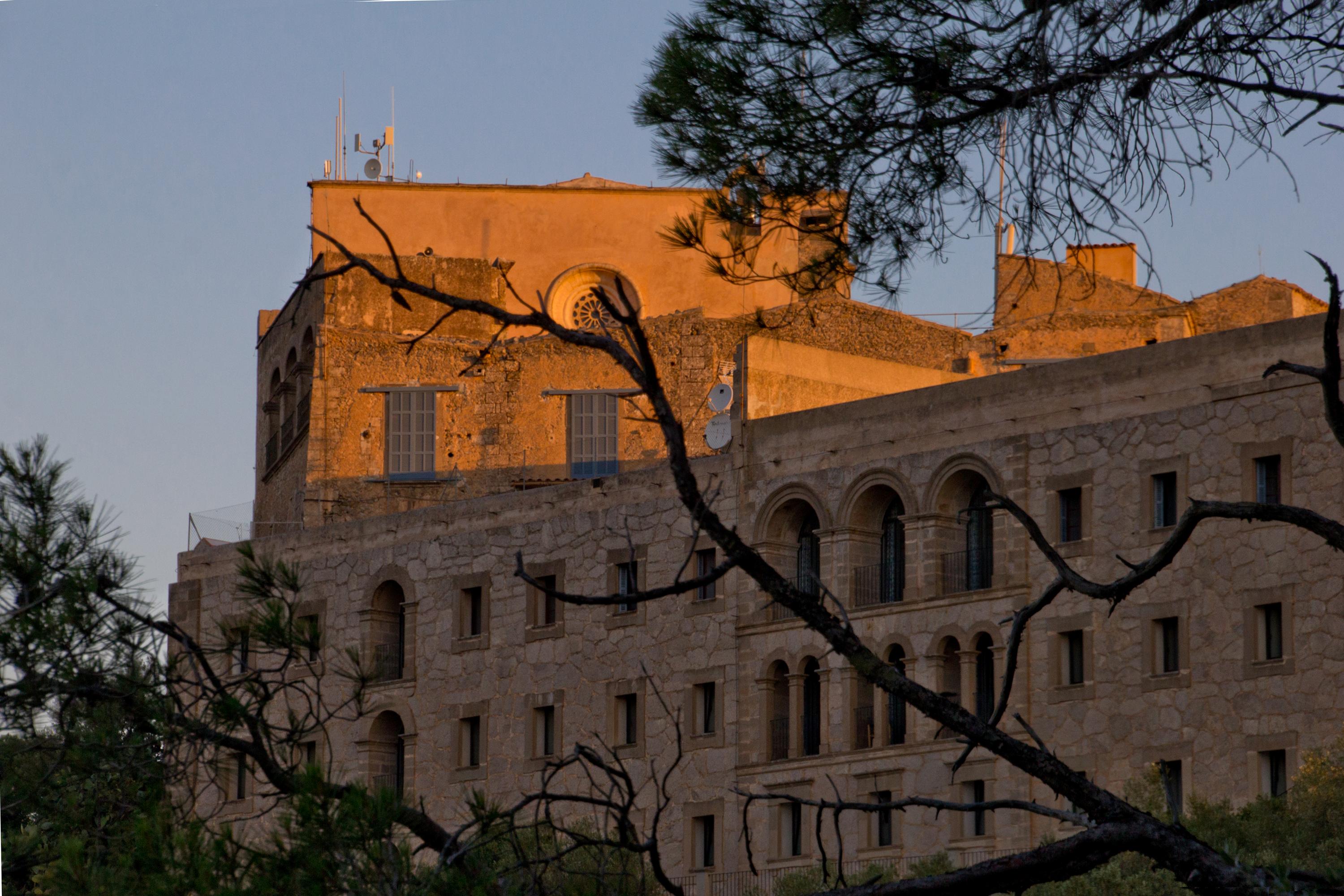 Petit Hotel Hostatgeria Sant Salvador by null