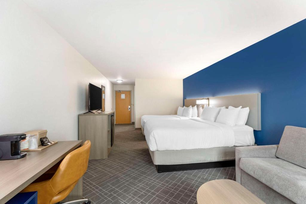 Comfort Inn & Suites Glenwood Springs On The River