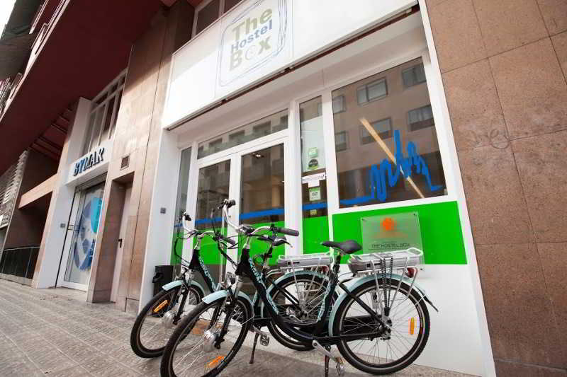 Onefam Ramblas Hostel Barcelona by null