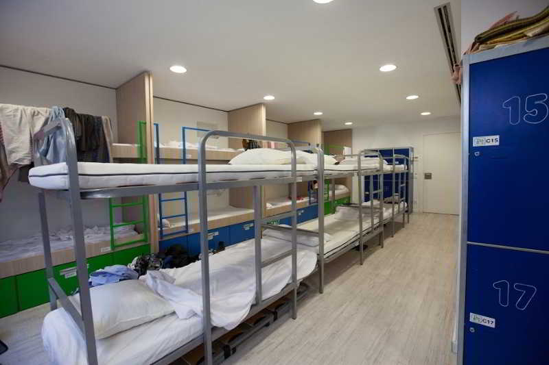 Onefam Ramblas Hostel Barcelona by null