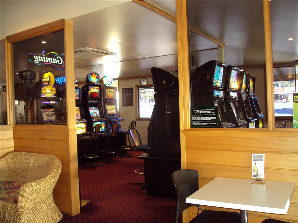 Beachfront Bicheno Hotel by null