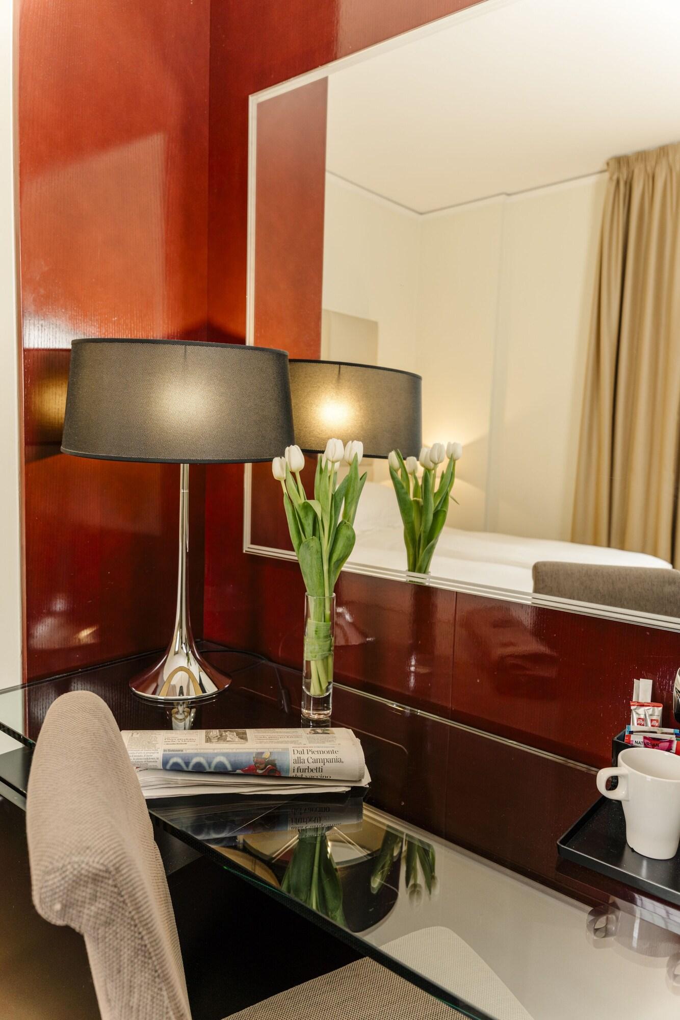 Hotel Cosmopolitan Room Type - Classic Double Room