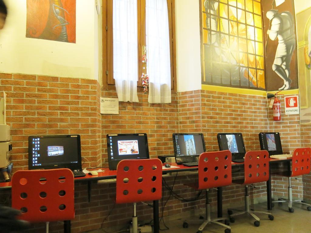 Hostel Archi Rossi by null