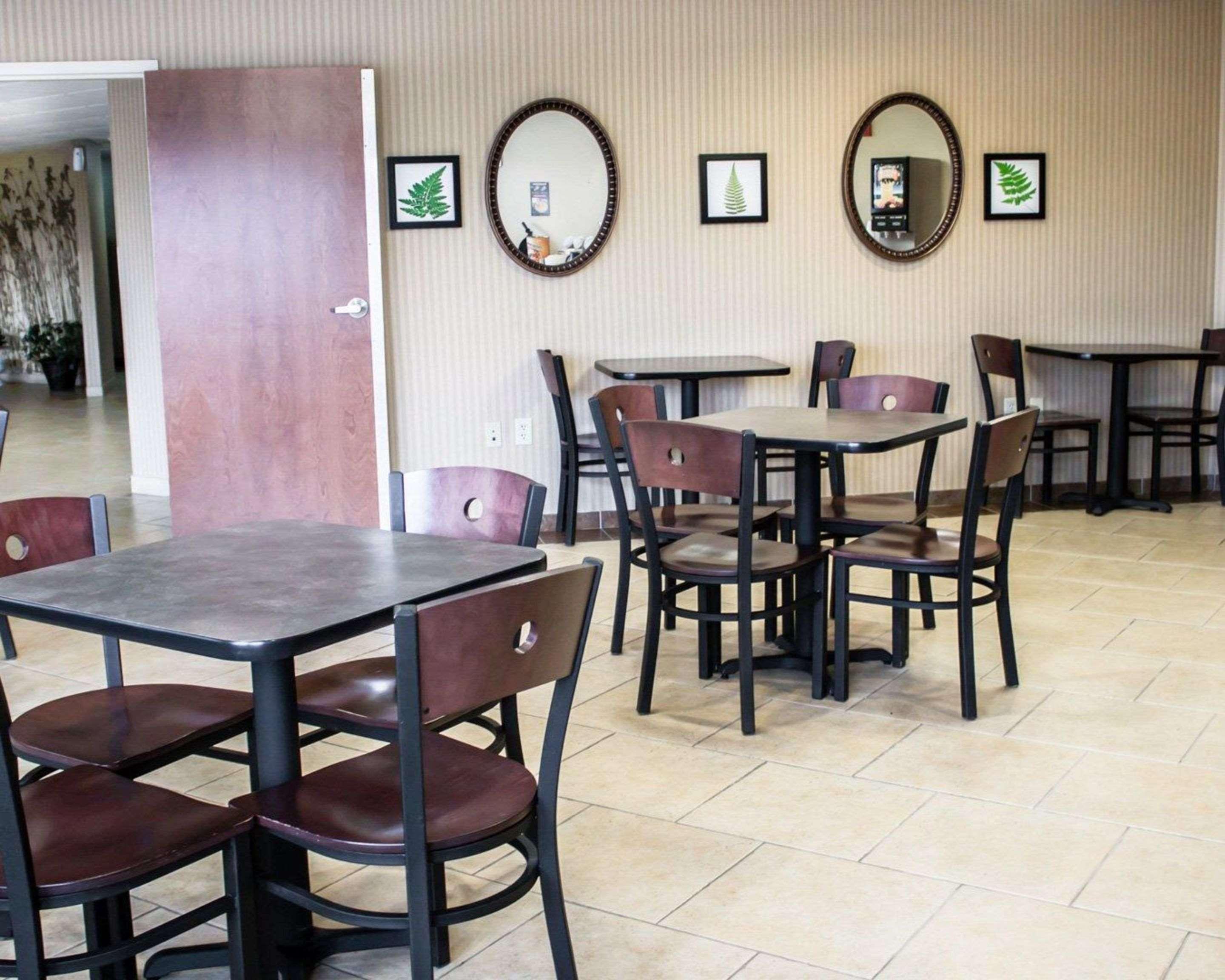 Quality Inn Suites Chambersburg Area