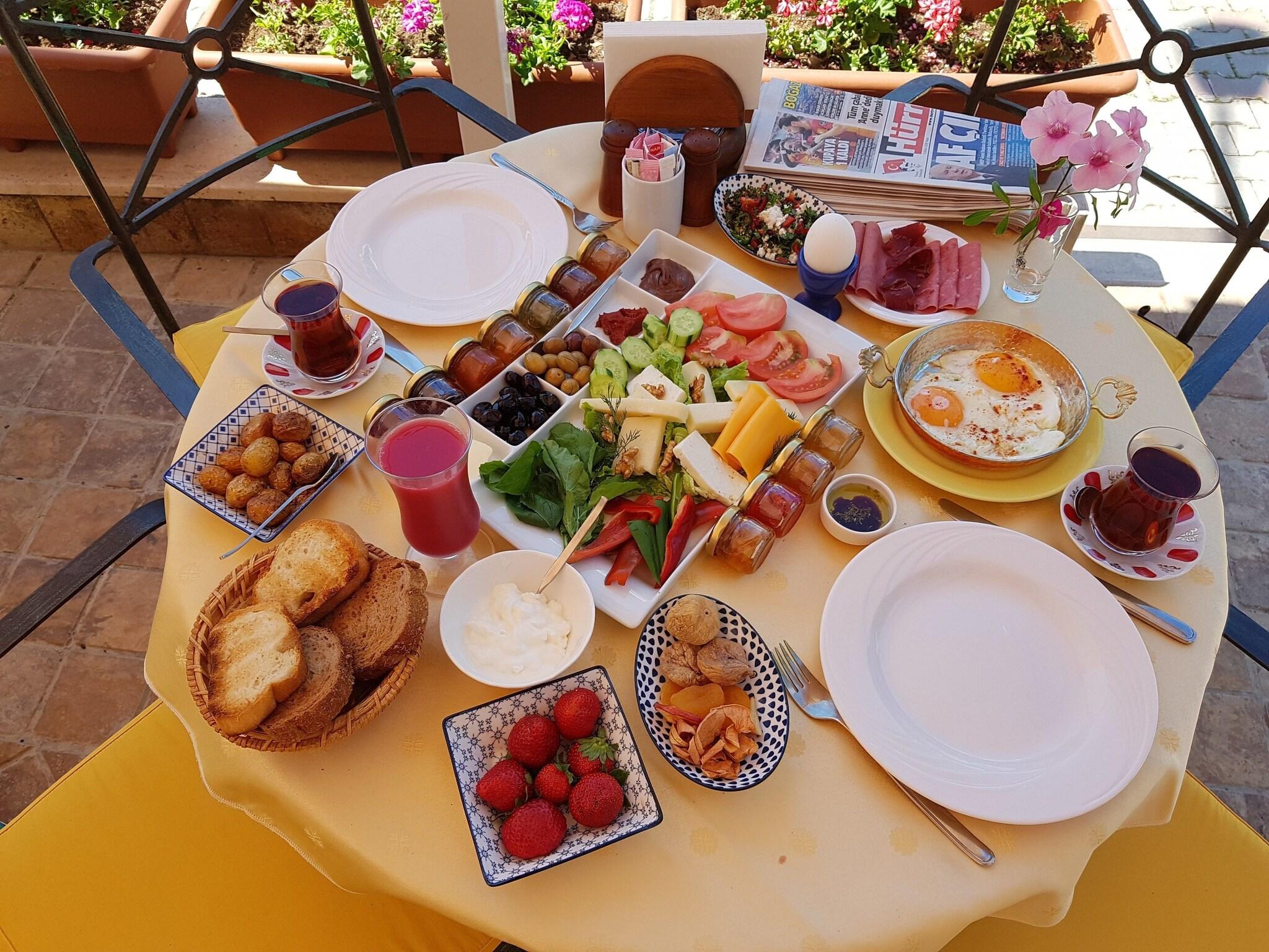 A&B Home Hotel