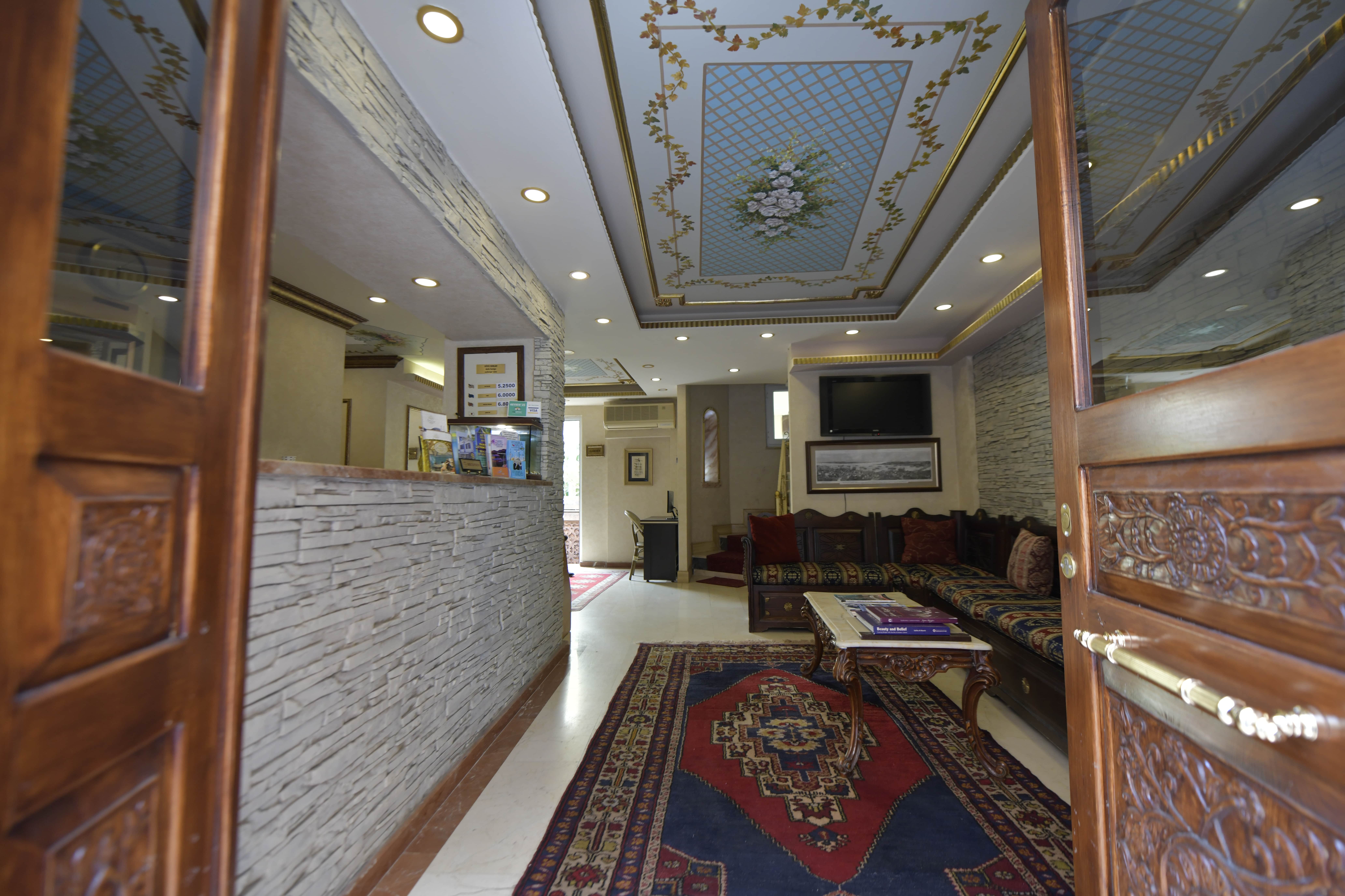 Kaftan Hotel - Poză