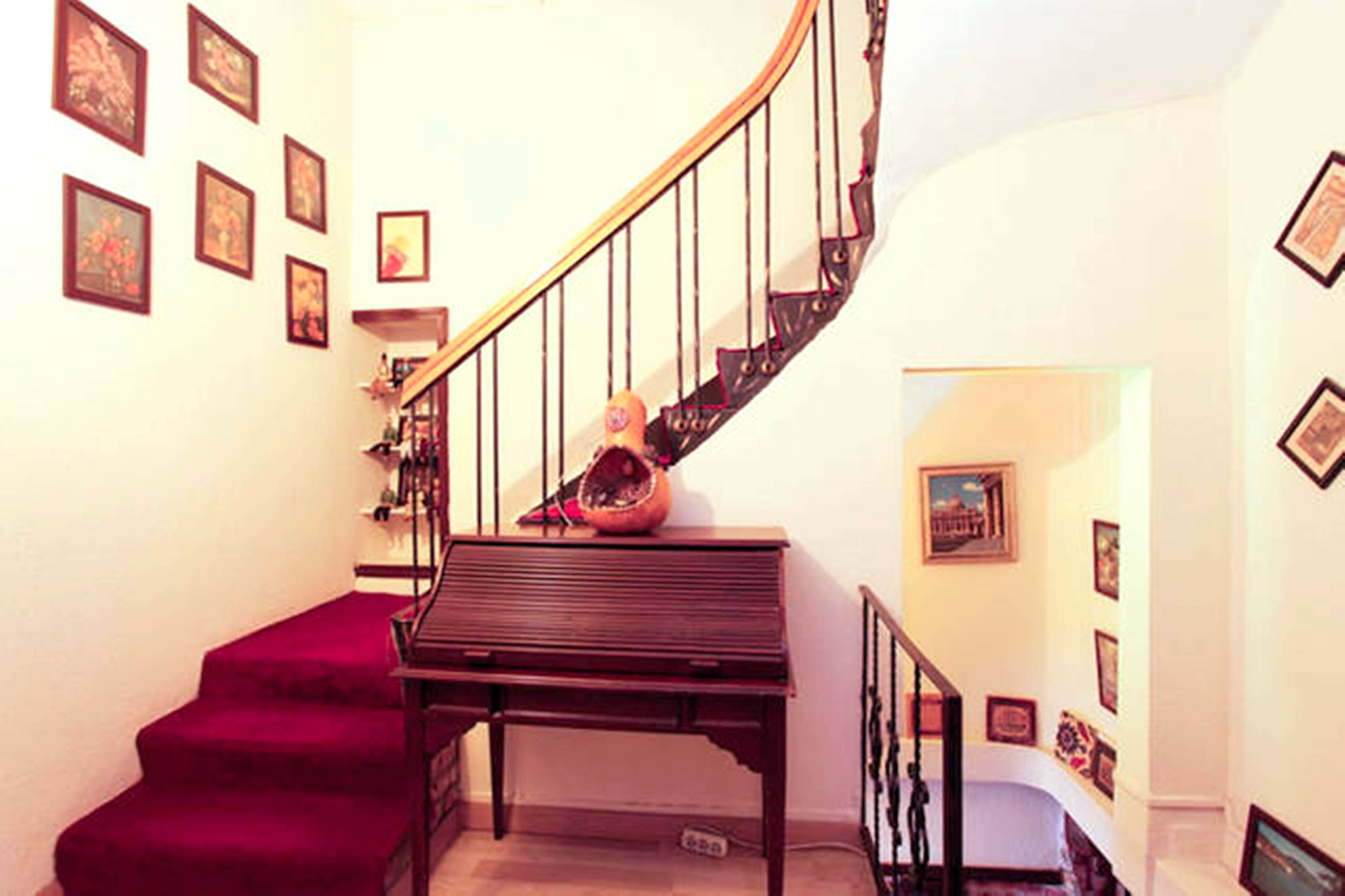 Center Hill Hotel