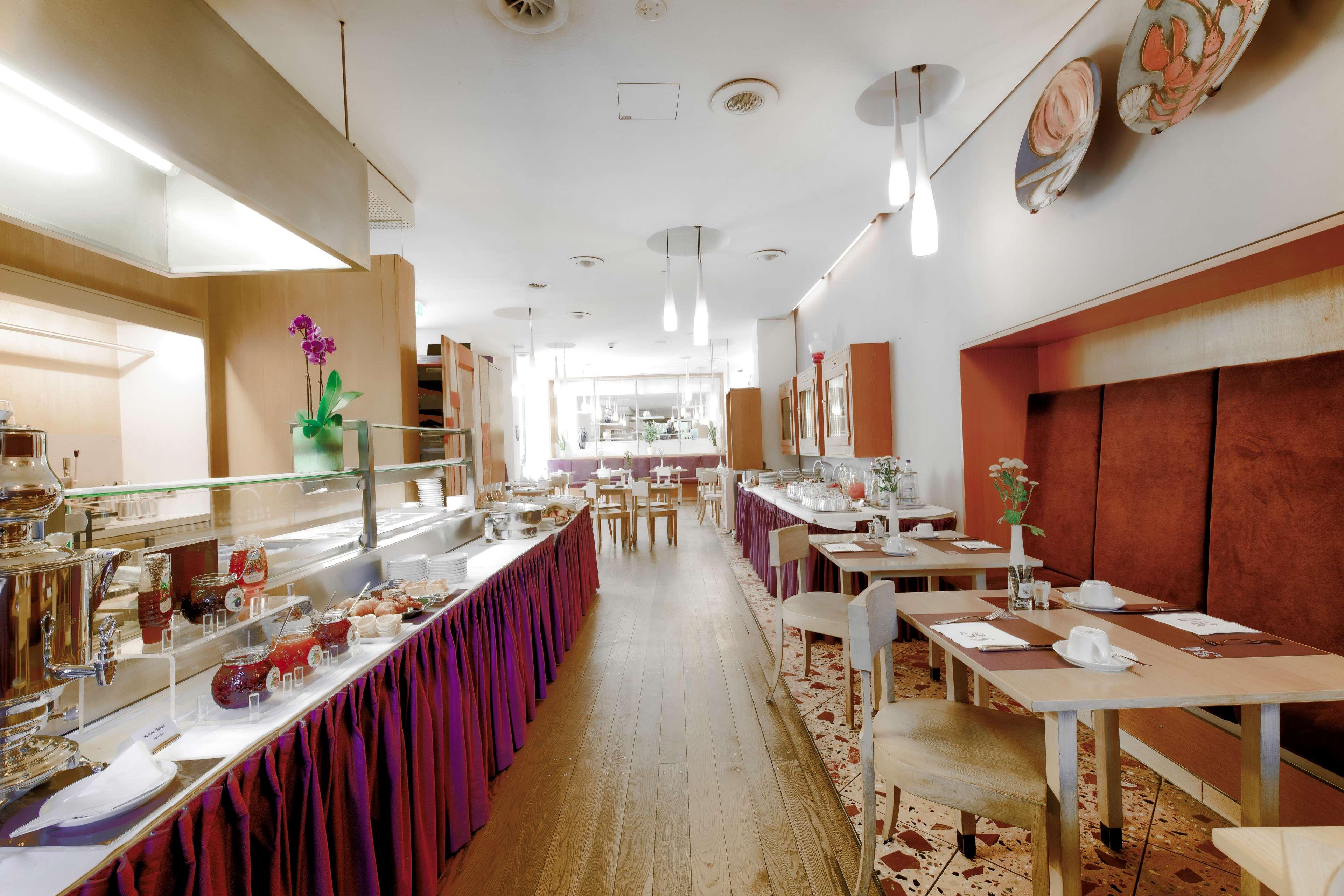 Hotel Bleibtreu Berlin by Golden Tulip by null