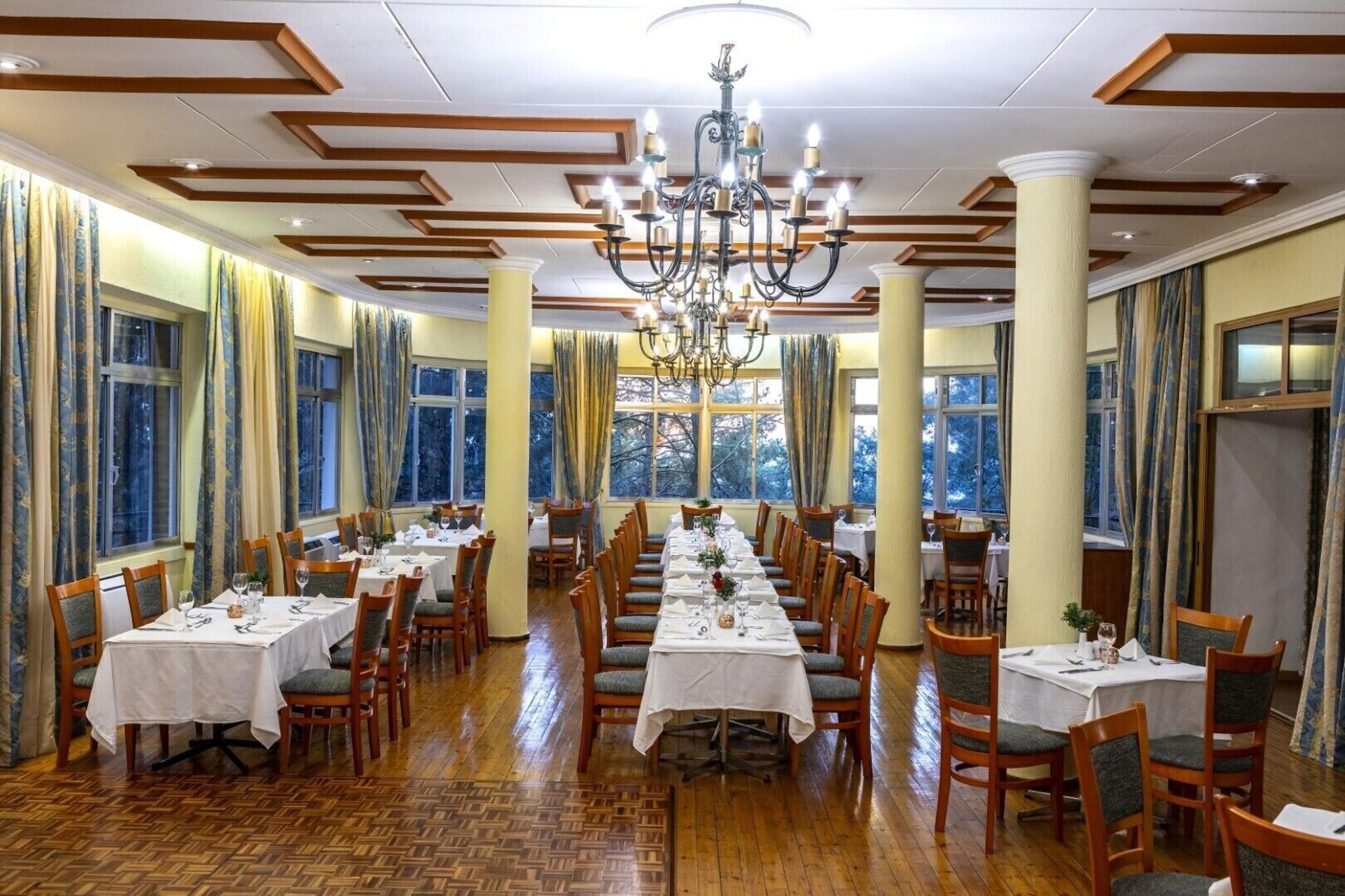 The Forest Park Hotel by null