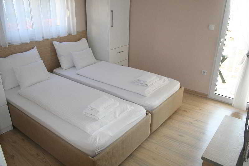 Apartments Johnny - Poză