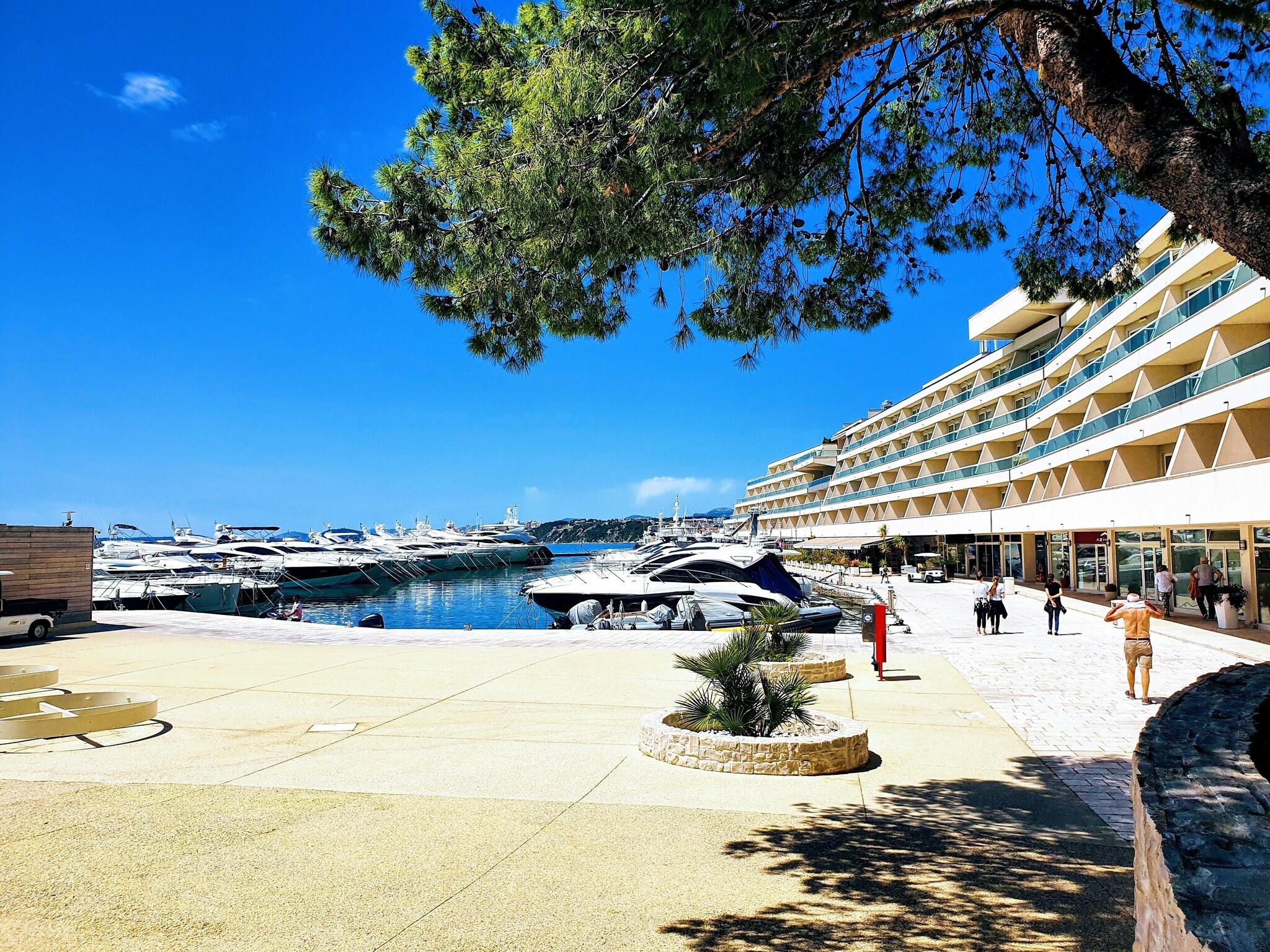 Apartments Johnny - Poză