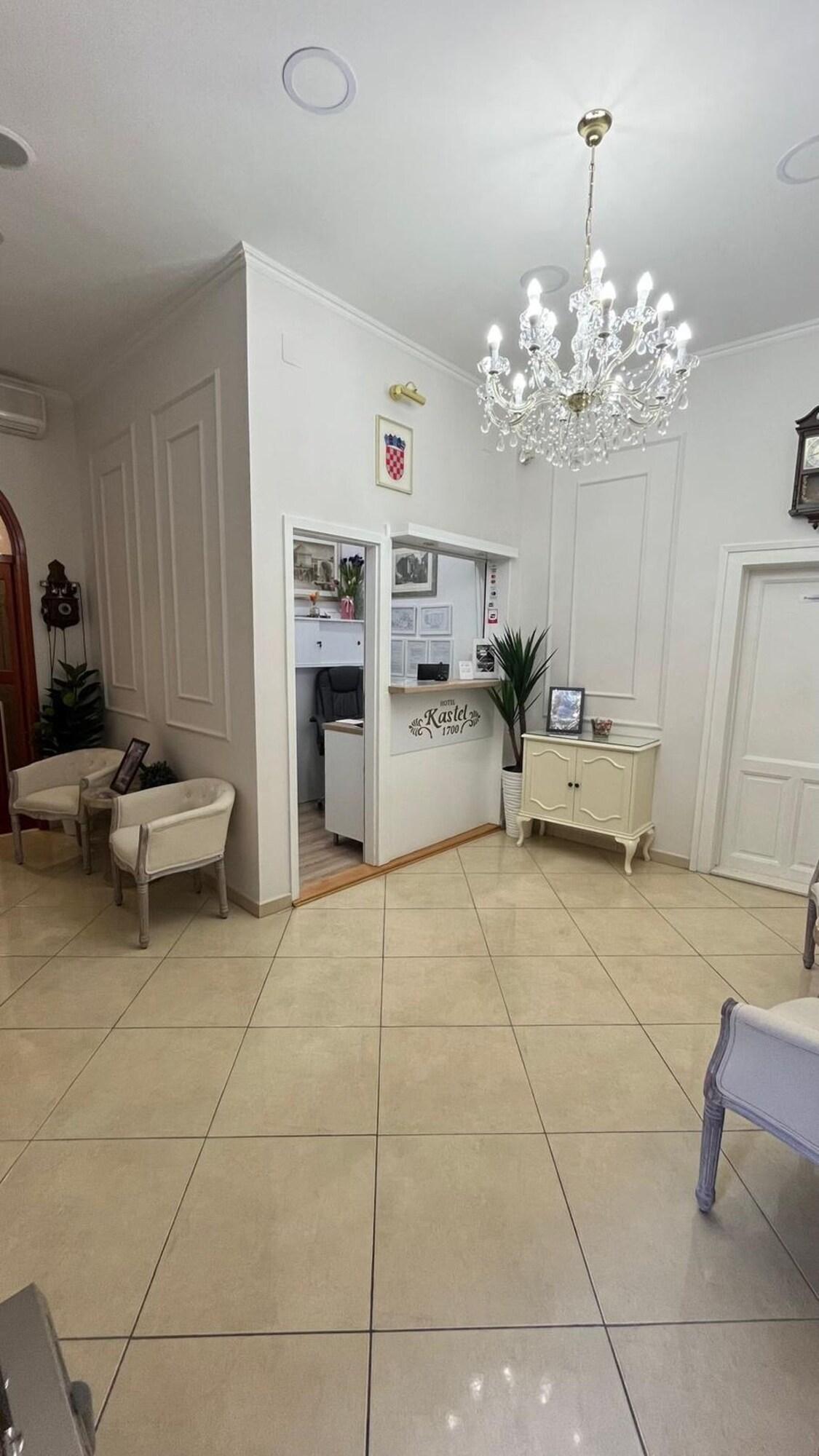 B&B Kastel 1700 - фото