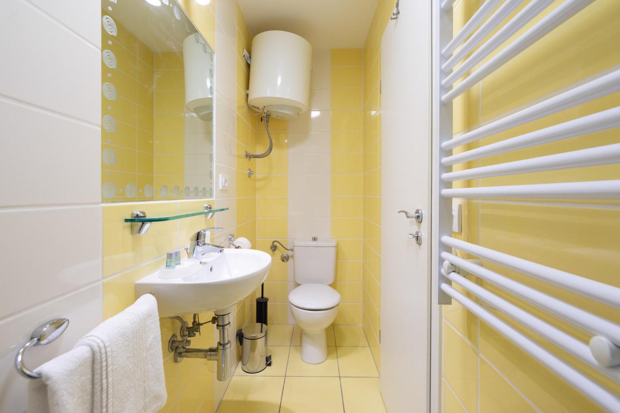 Rooms & Apartments Buble