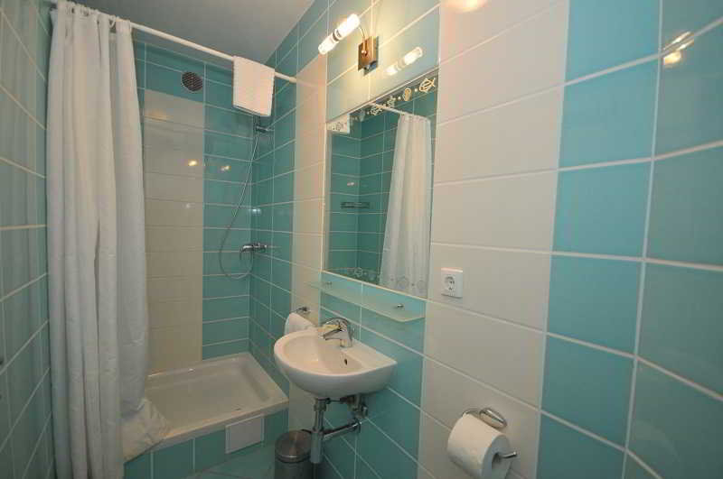 Rooms & Apartments Buble