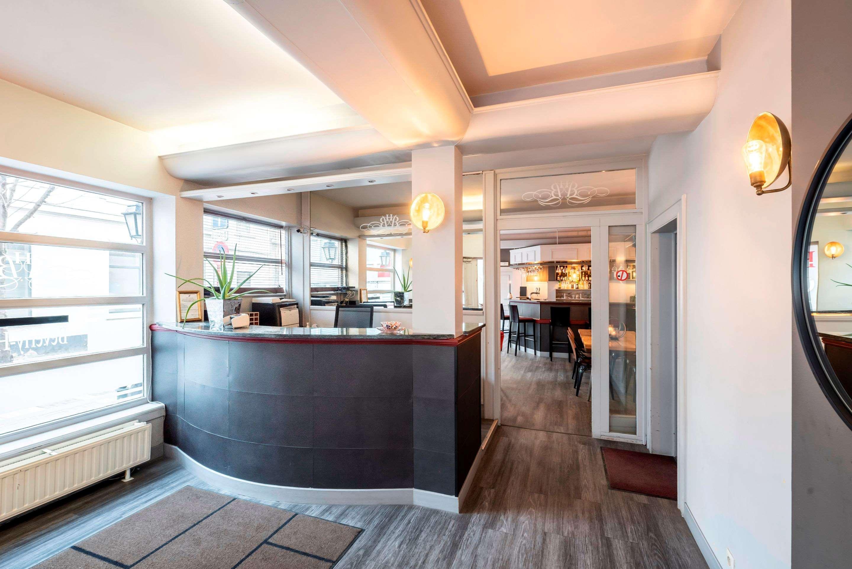 Beverly Hills by null