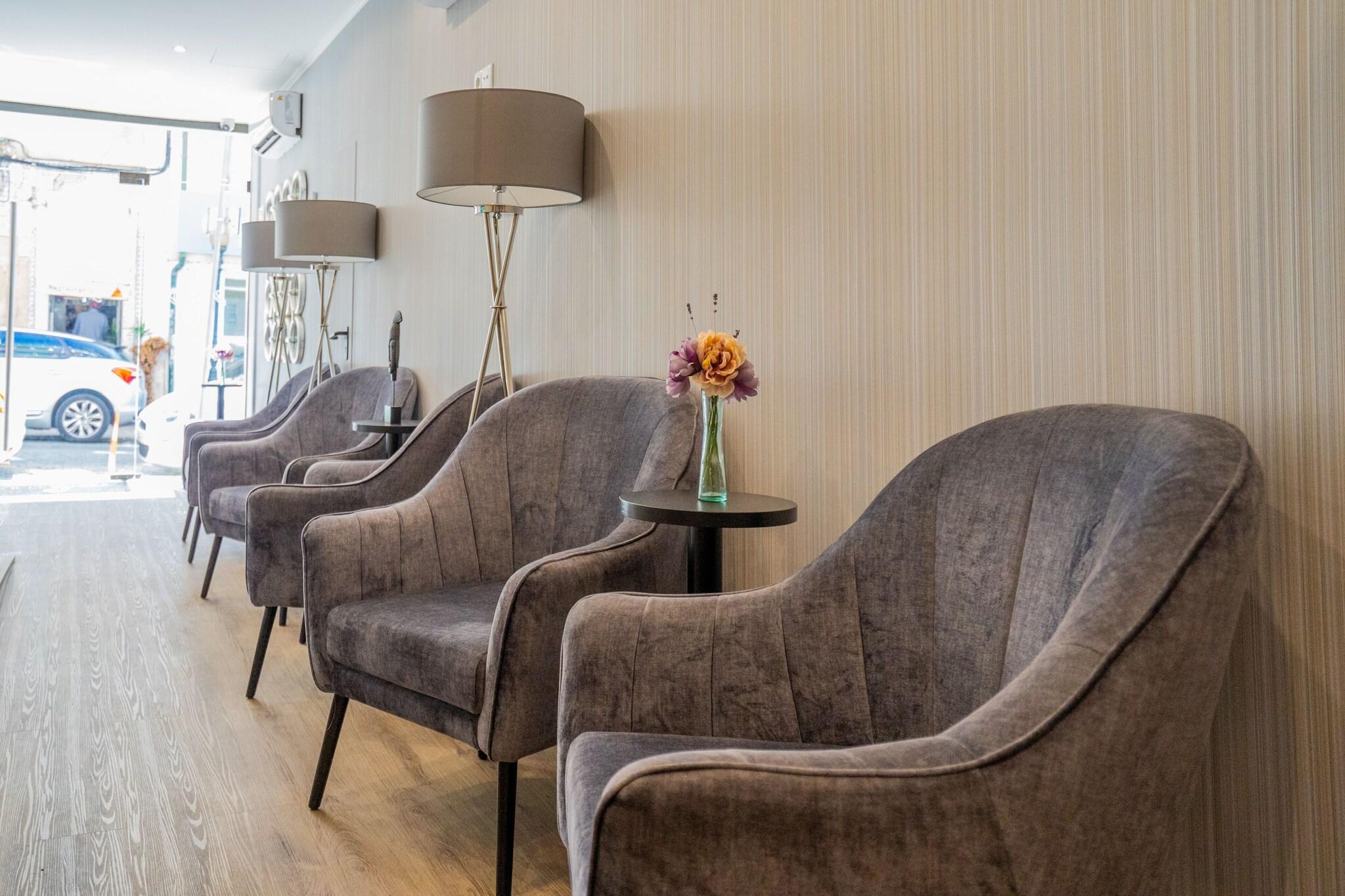 Dinya Lisbon Hotel & Lounge Bar