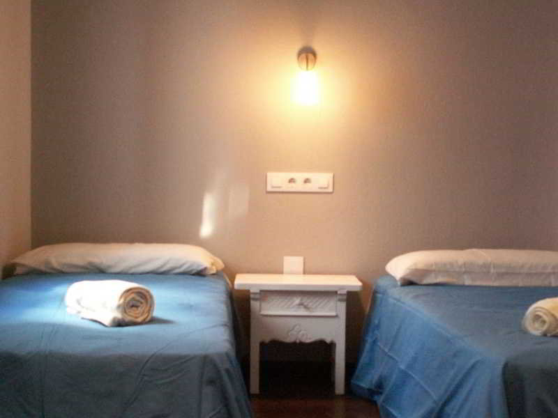 Oasis Backpackers Hostel Toledo by null