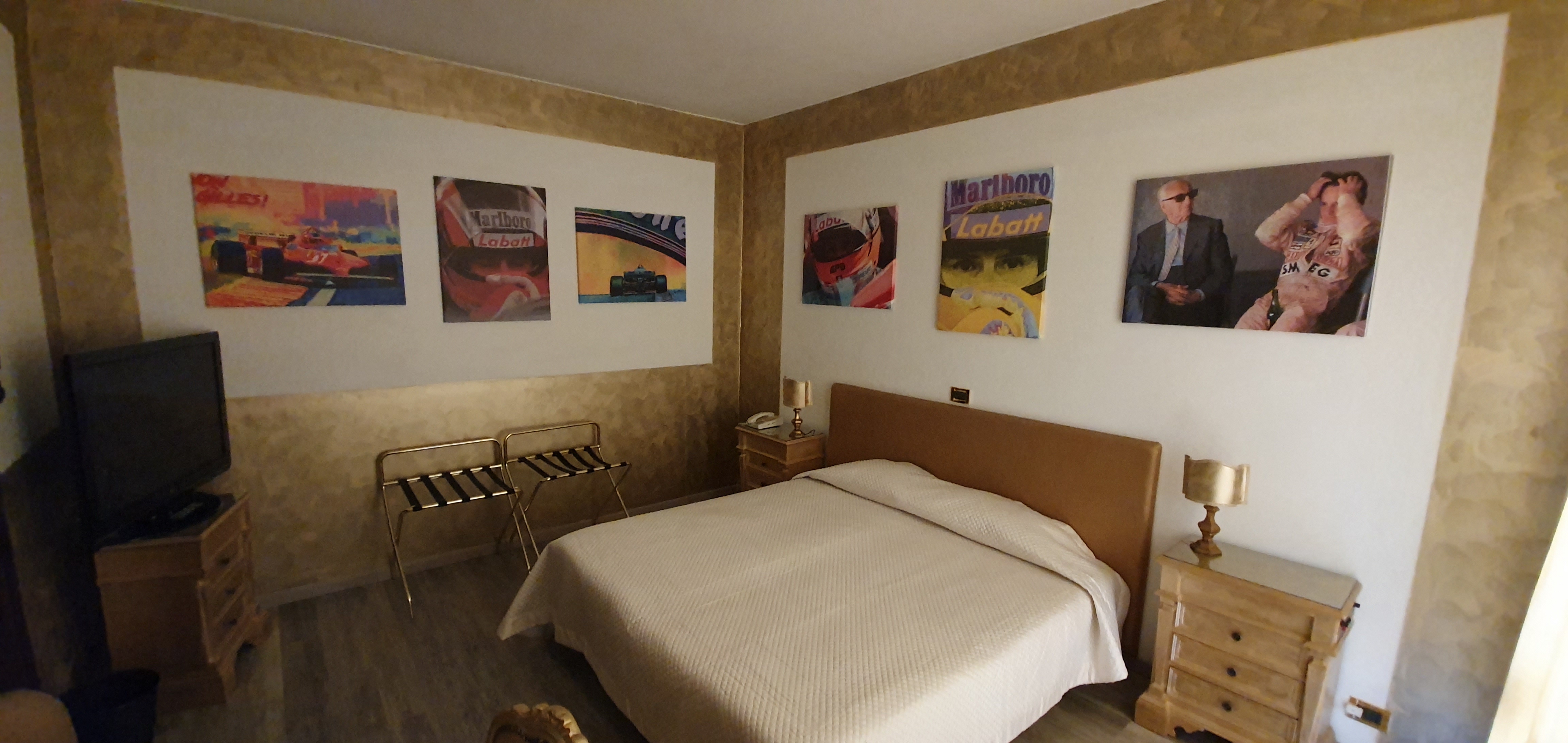 Admiral Hotel - photo