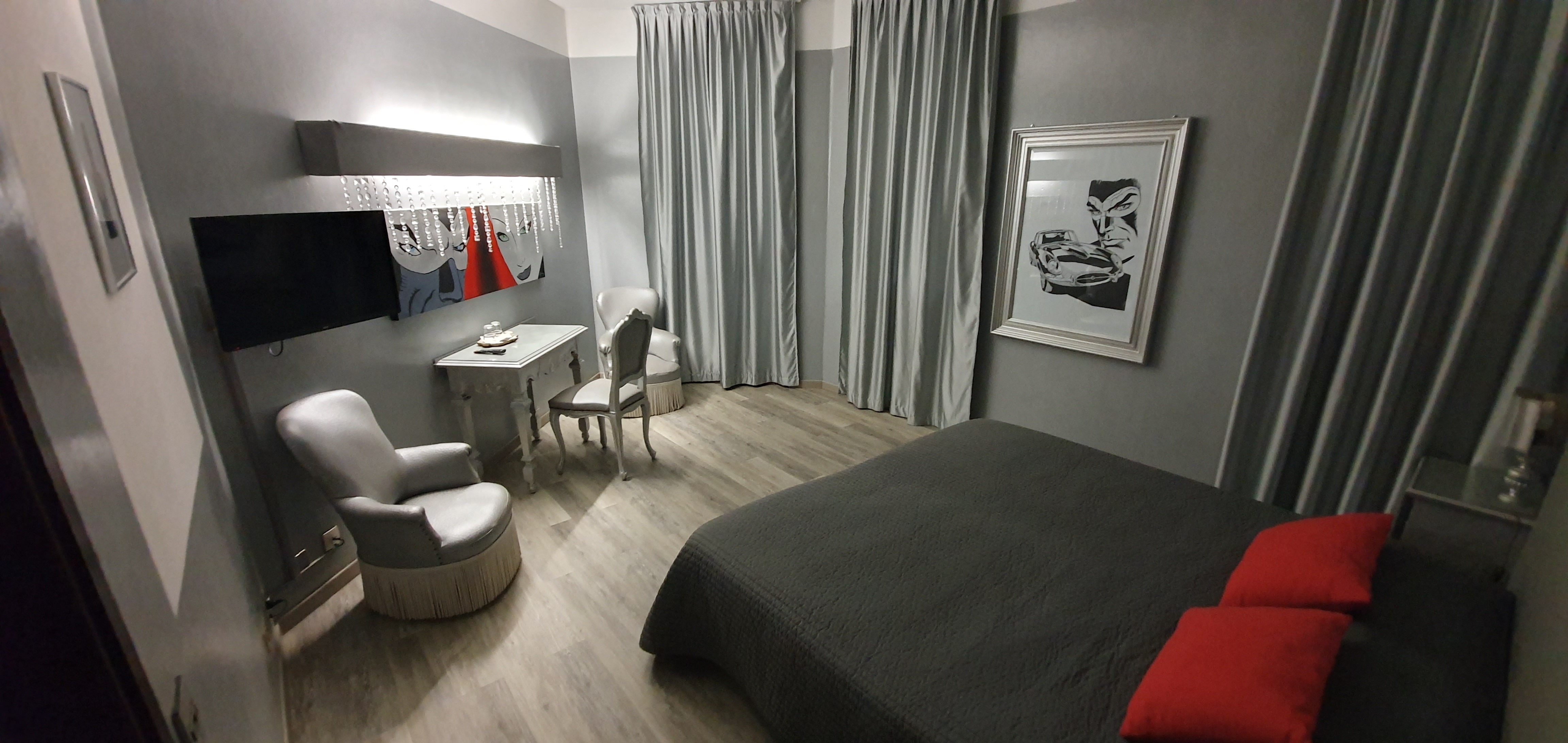 Admiral Hotel - photo