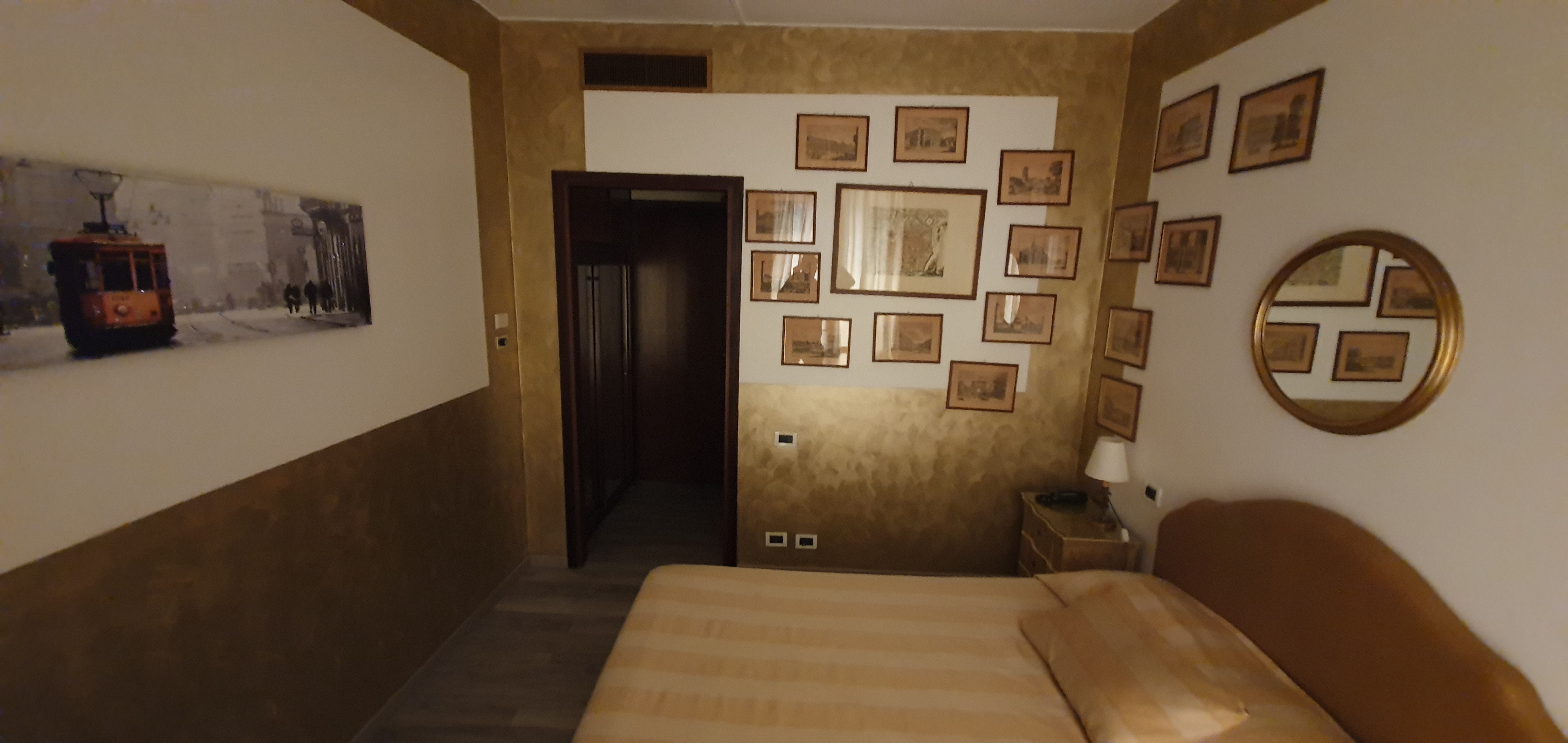 Admiral Hotel - photo