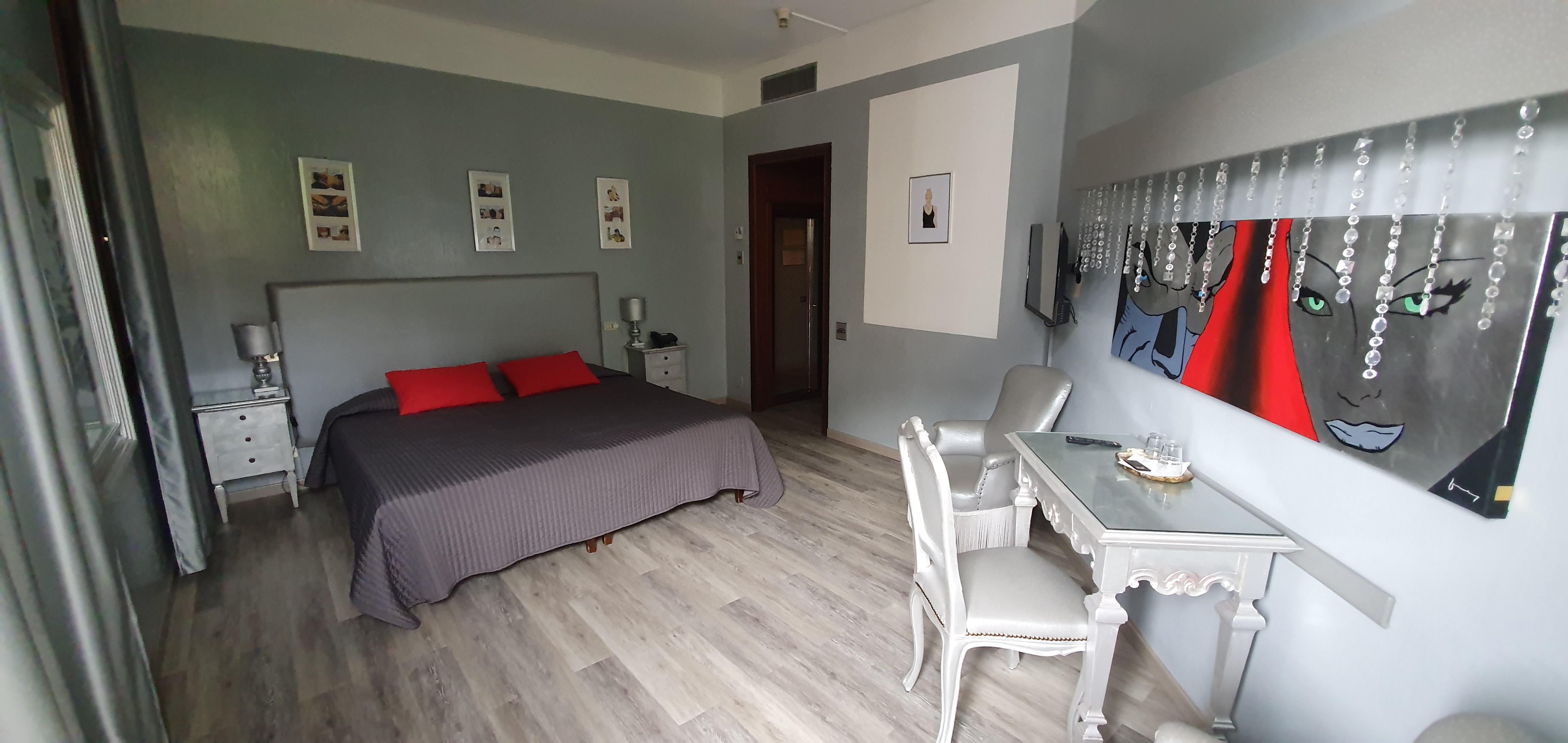 Admiral Hotel - photo