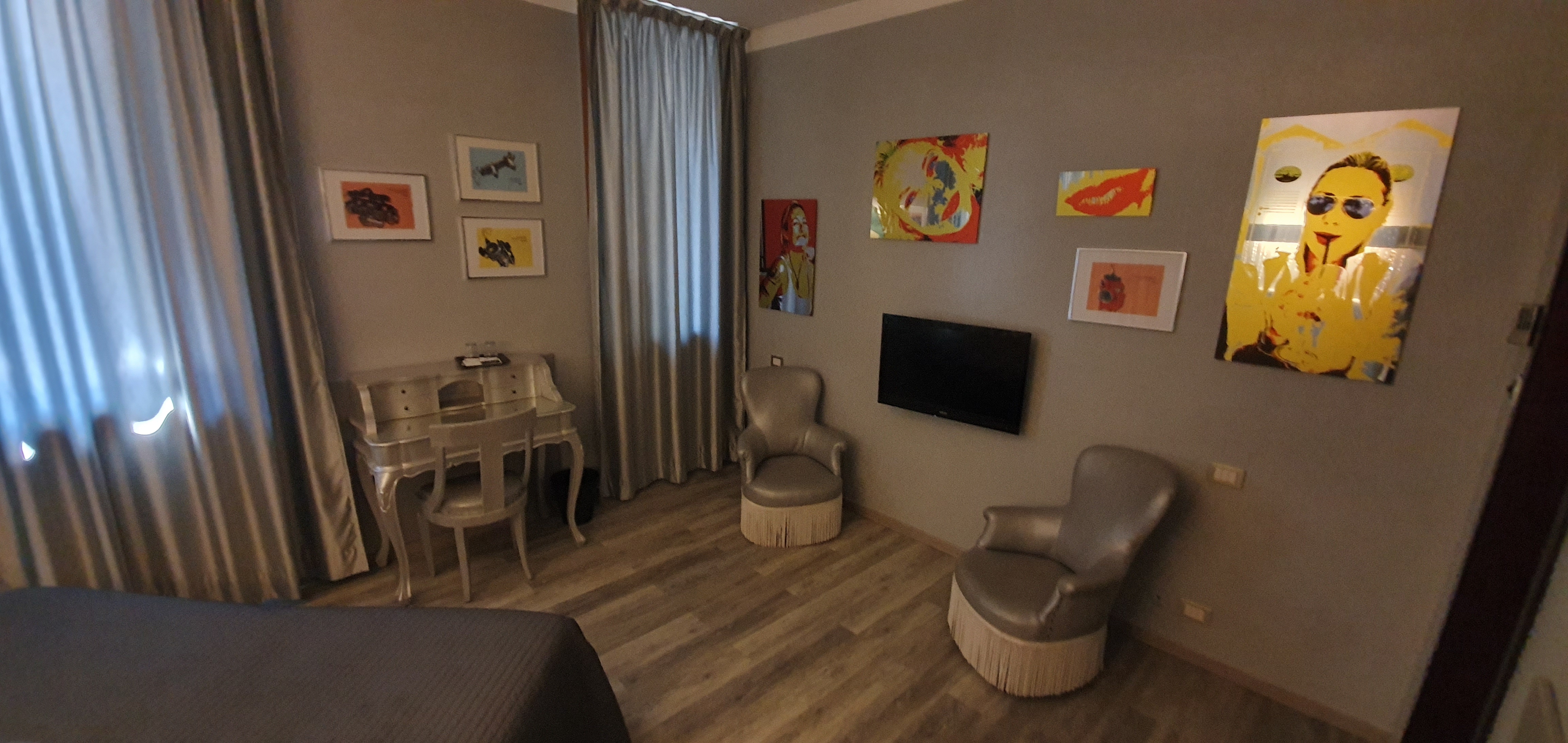 Admiral Hotel - photo