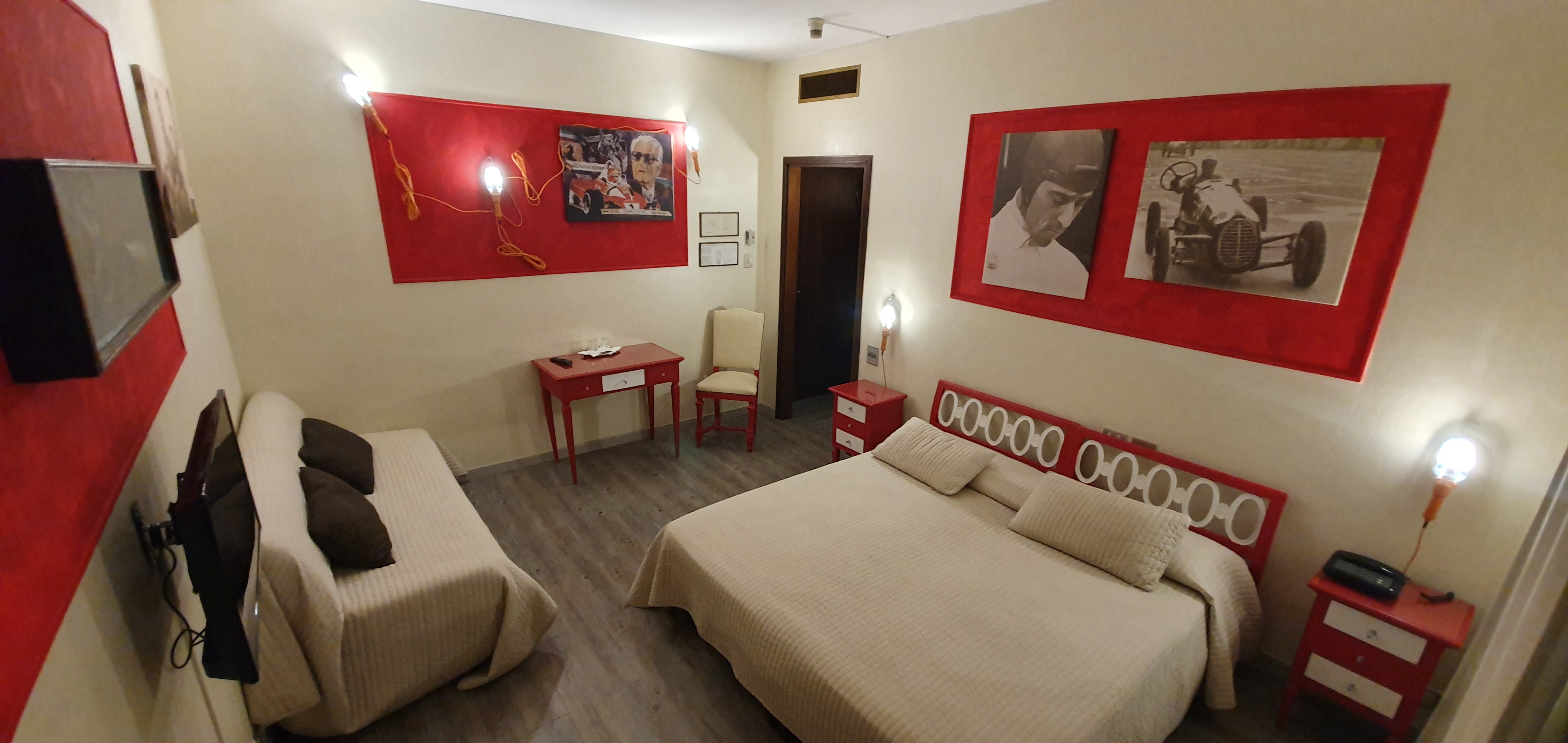 Admiral Hotel - photo