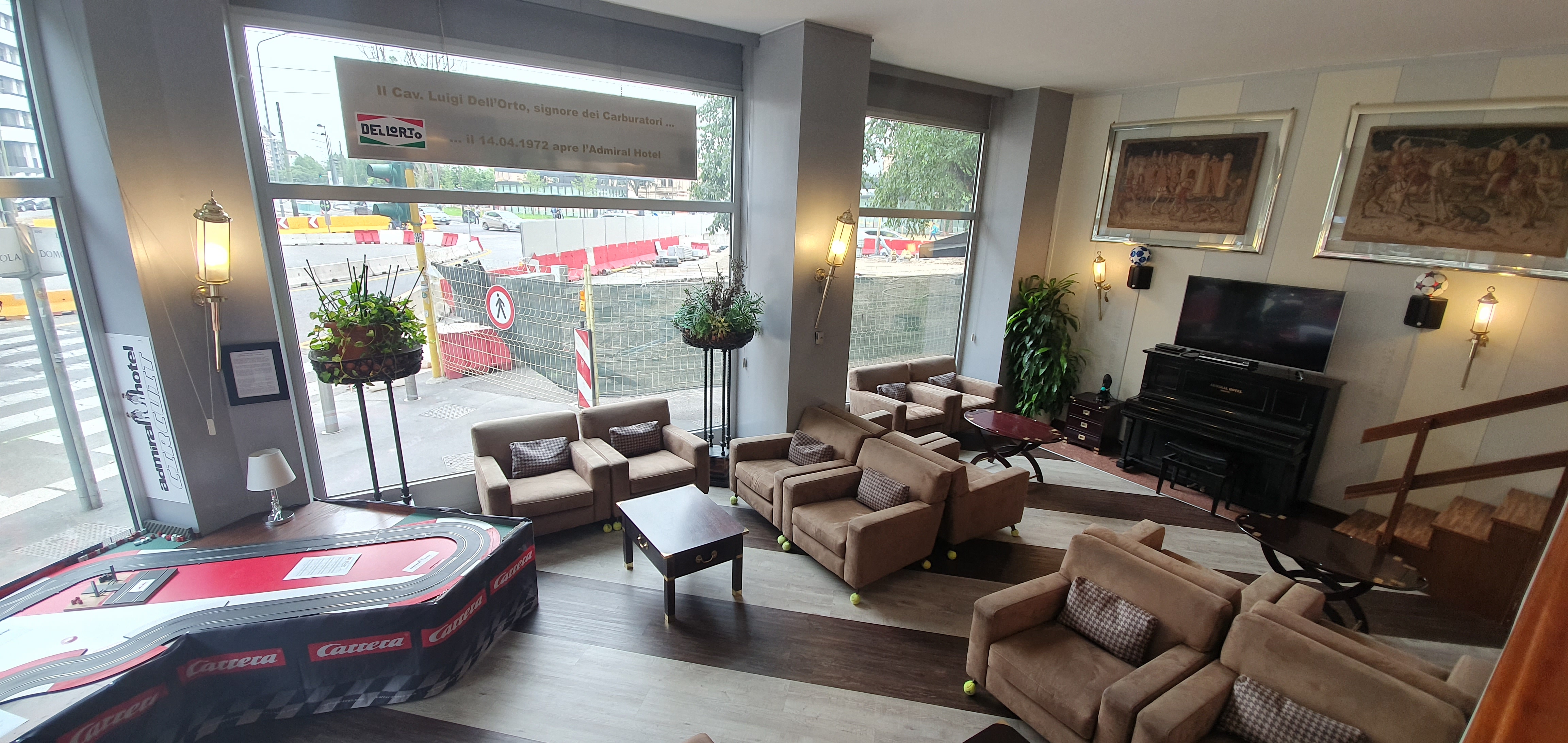 Admiral Hotel - photo