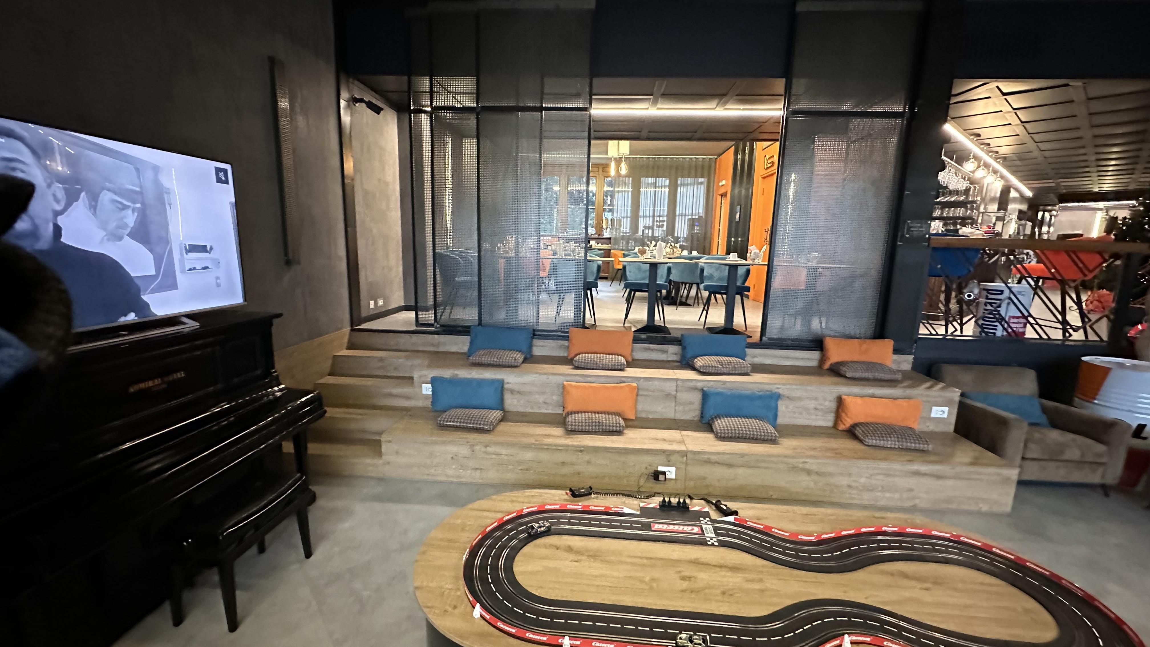 Admiral Hotel - photo