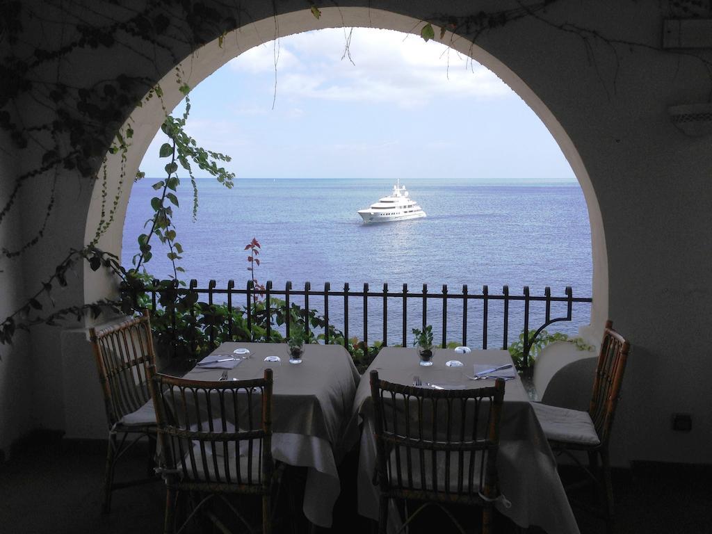 Carasco Hotel