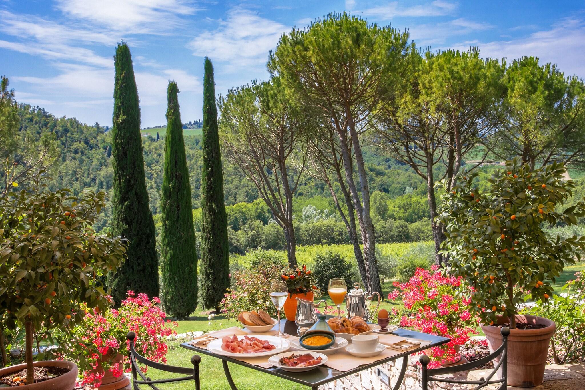 Castello di Spaltenna by null