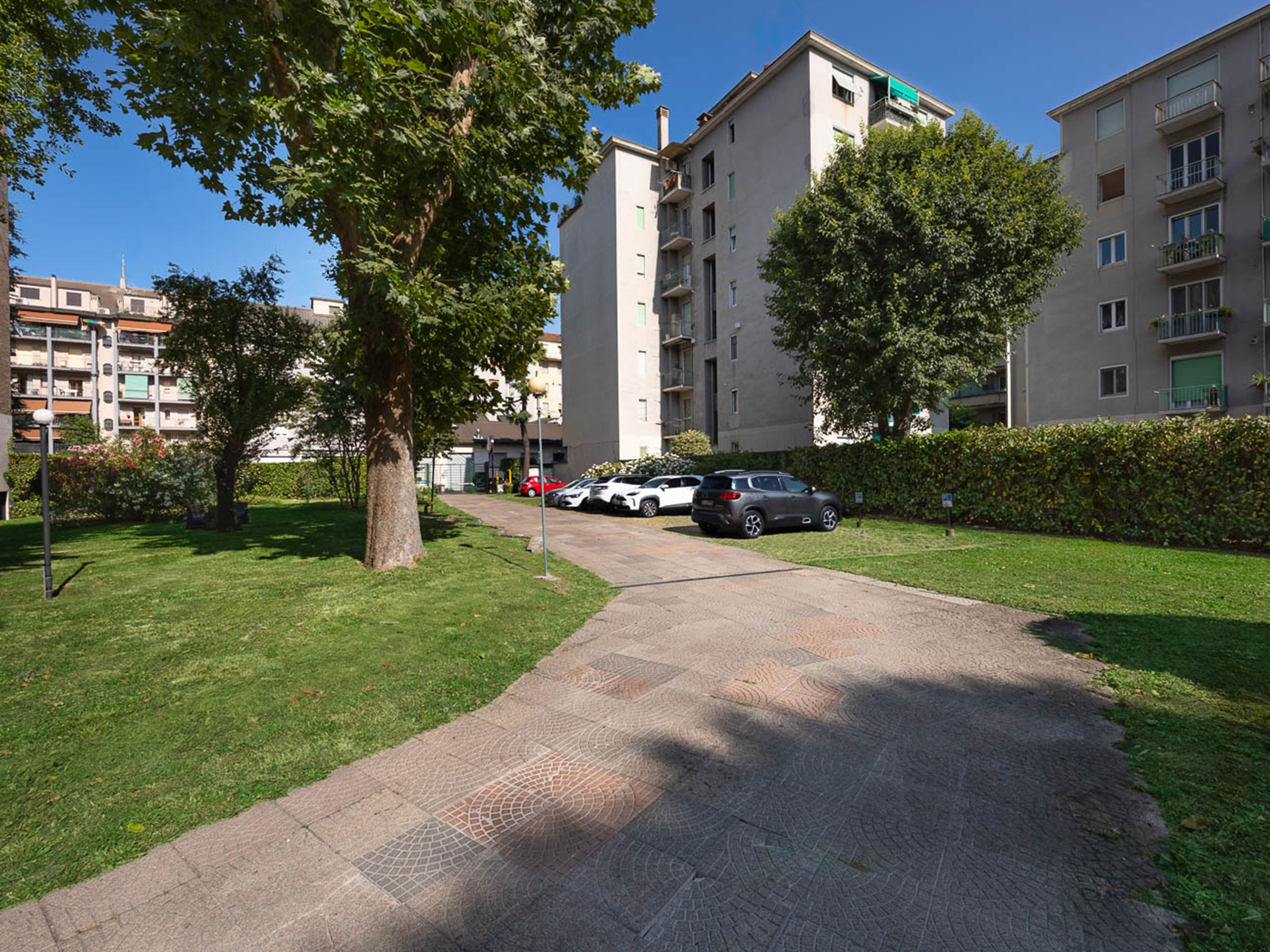 iH ApartHotel Milano Argonne Park - photo