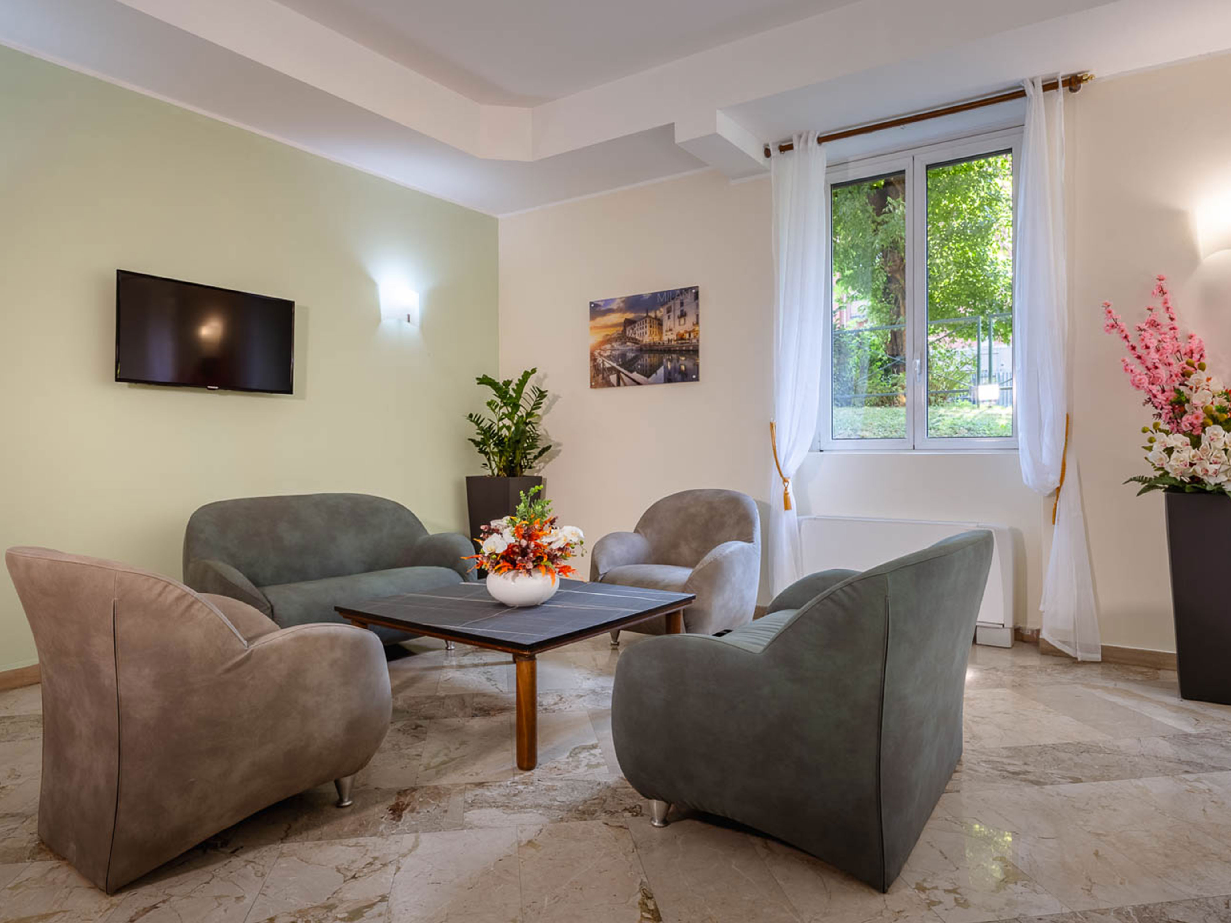 iH ApartHotel Milano Argonne Park - photo